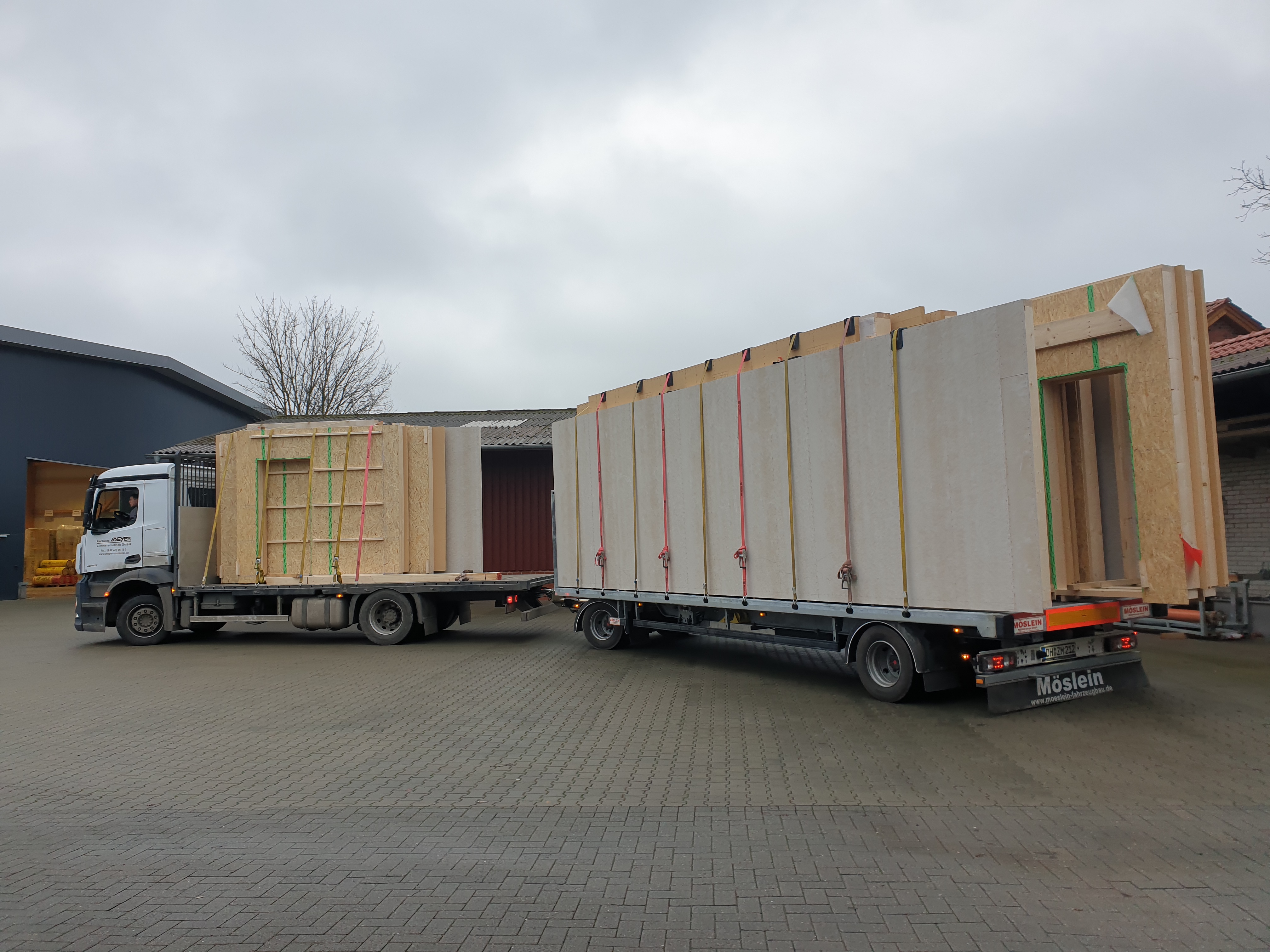 Holzrahmenbau Doppelhaus - Bild 2